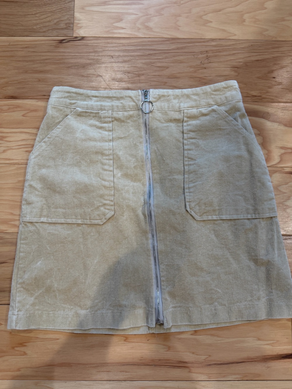 Simplee Women M Cream Corduroy Mini Skirt O Ring Zip Front Pockets Y2K Style